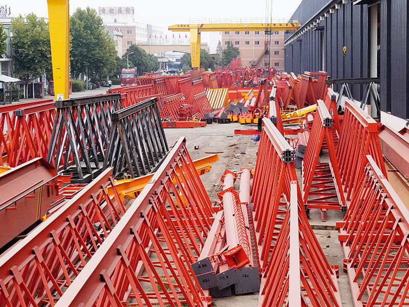 貨場中待發出的設備