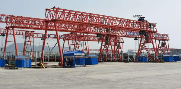 江蘇常州龍門吊廠家120T貨場門式起重機(jī)出租