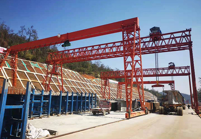 黑龍江綏化龍門吊廠家 雙梁龍門吊減速機漏油原