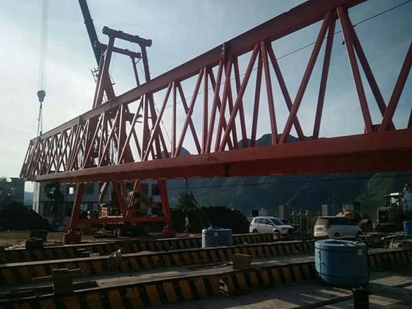 河北石家莊龍門吊廠家獨(dú)家銷售MB型單梁半門式