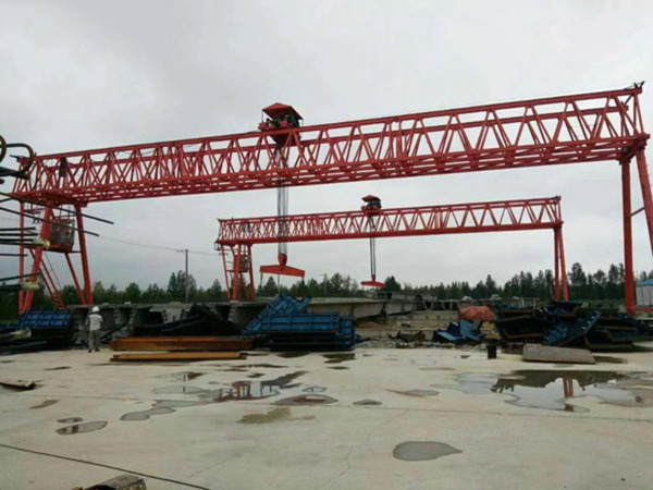 甘肅蘭州龍門吊廠家現(xiàn)貨數(shù)百臺