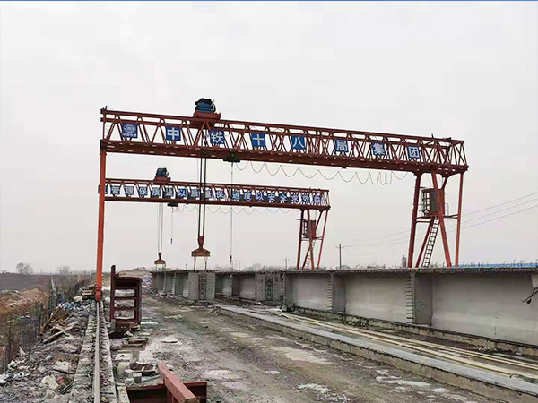 河南濟源龍門吊廠家 得電氣者得天下