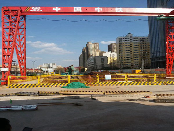 湖北十堰電動葫蘆龍門吊公司做強做大