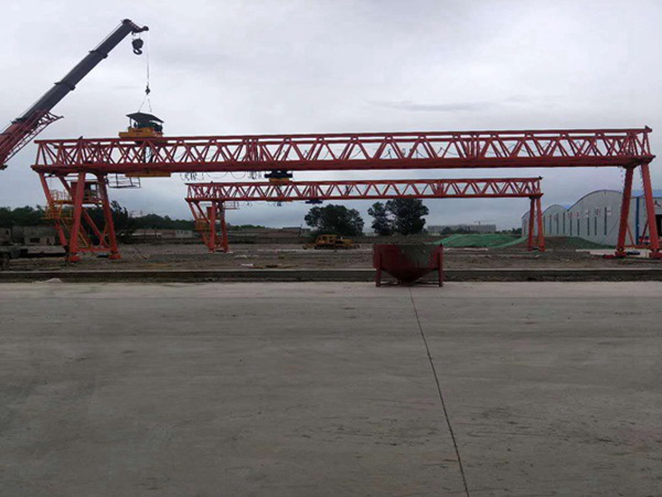 湖南岳陽(yáng)龍門吊公司不怕設(shè)備的小脾氣