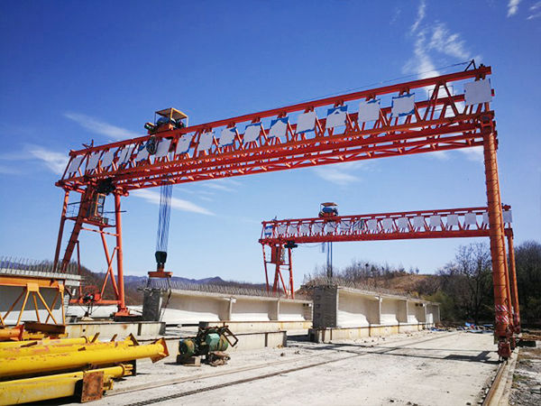 河南駐馬店門式起重機廠家一線消息