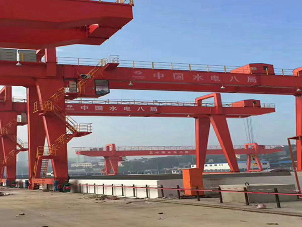 湖北襄陽(yáng)龍門(mén)吊廠家解鎖