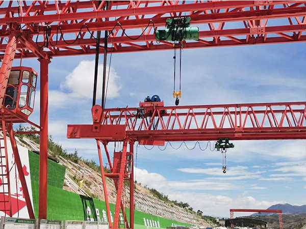 江西南昌龍門吊公司9成新