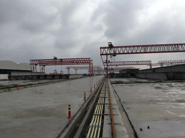 江西贛州龍門吊租賃廠家400T