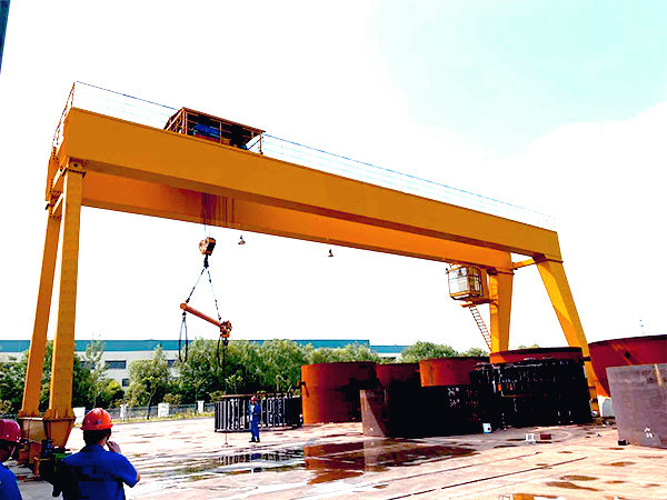 陜西安康龍門(mén)吊租賃廠(chǎng)家框架