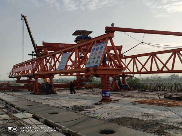 黑龍江七臺(tái)河架橋機(jī)租賃廠家上班時(shí)間待定