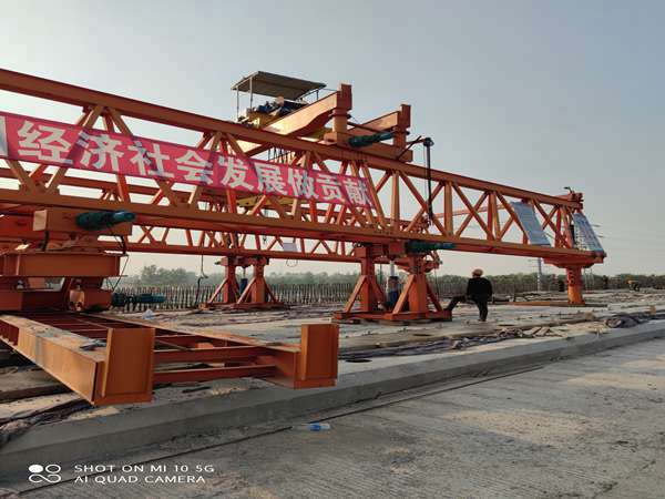 江蘇揚(yáng)州架橋機(jī)租賃廠家工廠用