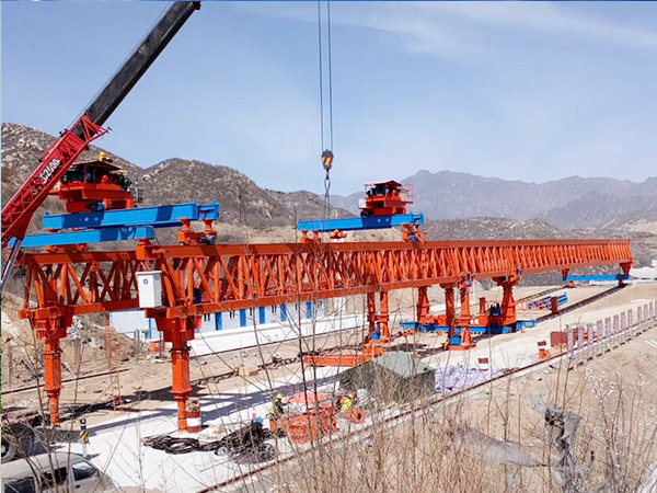  湖北孝感架橋機(jī)公司提示大家如何減少危險(xiǎn)