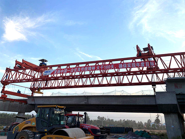  陜西延安架橋機廠家生產(chǎn)各類型號起重機